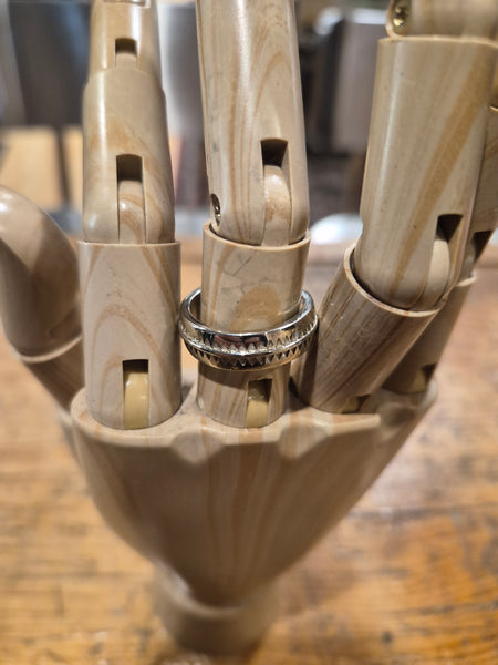 white ring - Concept Racer